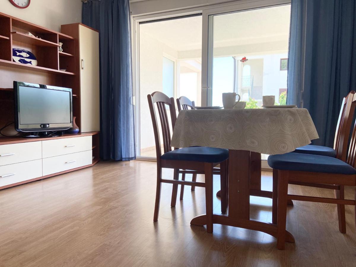 Apartments Pijaza Banjol Exteriör bild
